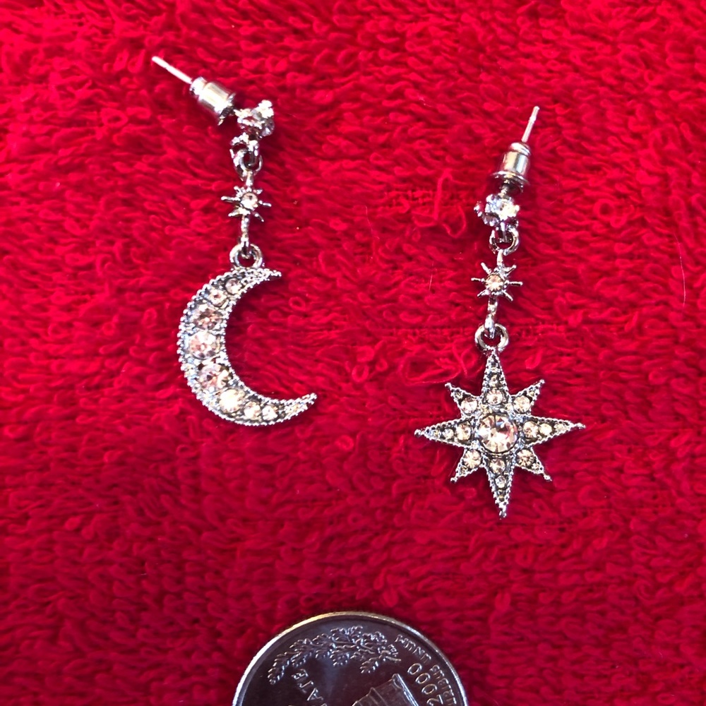 NWOT Moon & Star Earrings - Picture 4 of 5